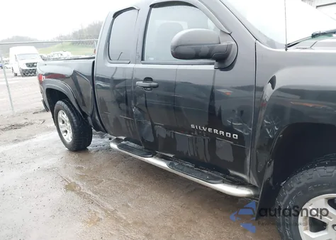 2010 Chevrolet Silverado 1500 Lt z USA, uszkodzony, nr VIN 1GCSKSE33AZ248564
